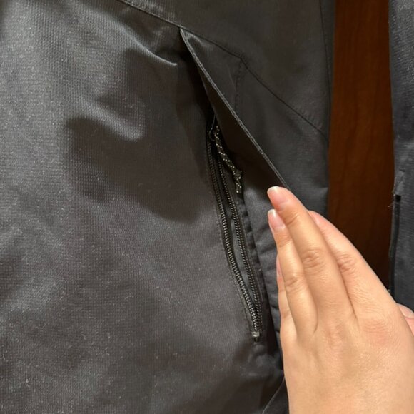 Volcom Gore-Tex Fern Insulated Pullover - Picture 3 of 8